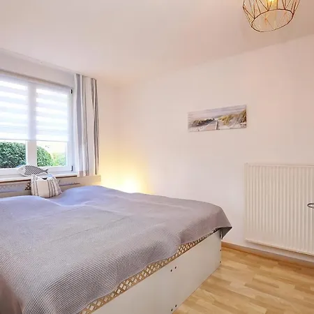 Papillon 04-3 Boltenhagen (Ostseebad)